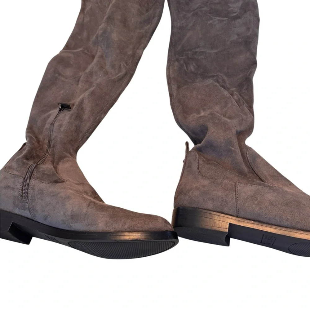 Brand new Reaction Kenneth Cole Wind-y boots, gray, 8.5